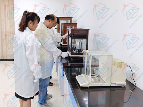 制造業儀器檢定圖片 制造業儀器檢定圖片